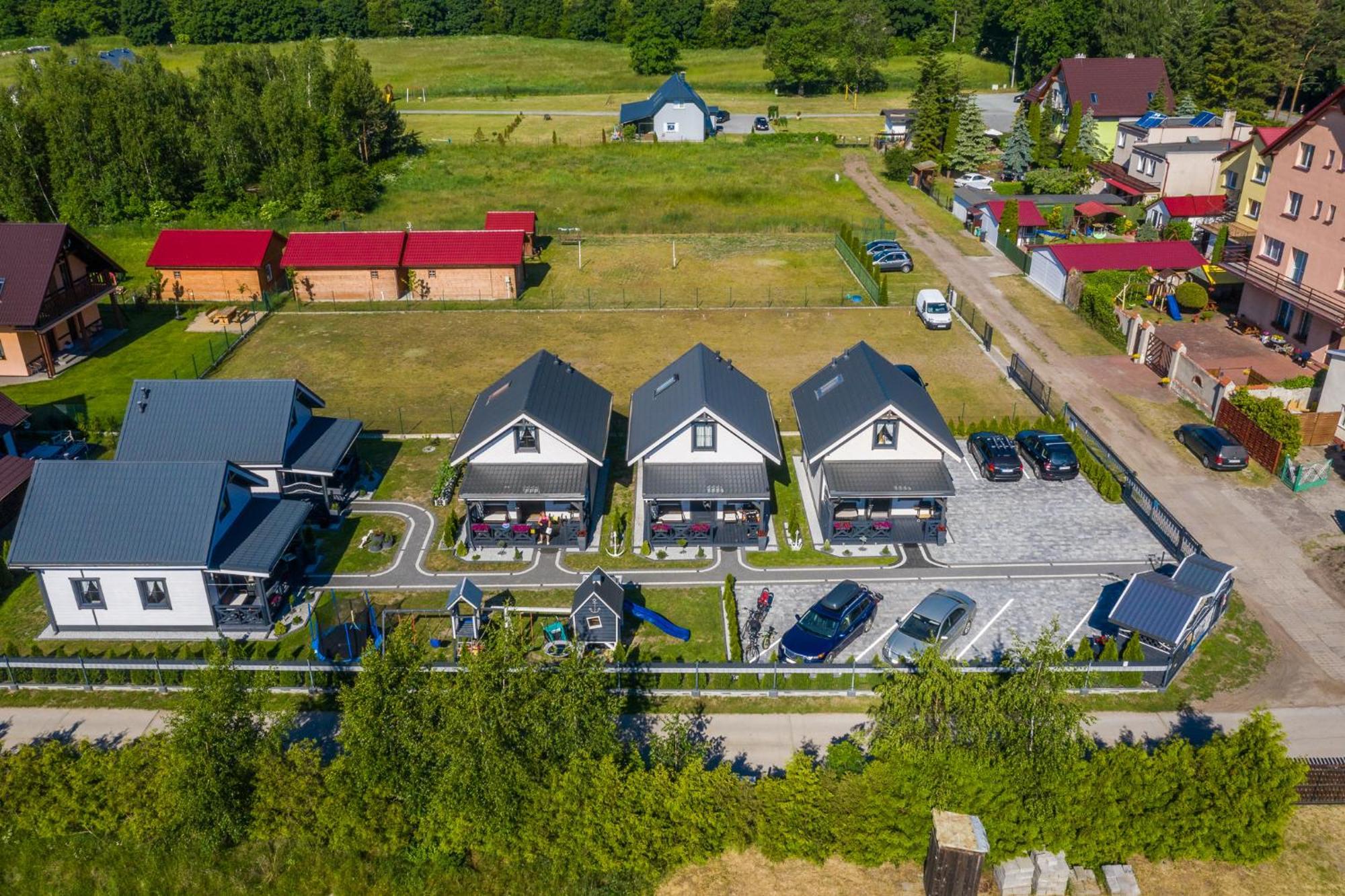 Domki Letniskowe Agata Jantar Exteriör bild